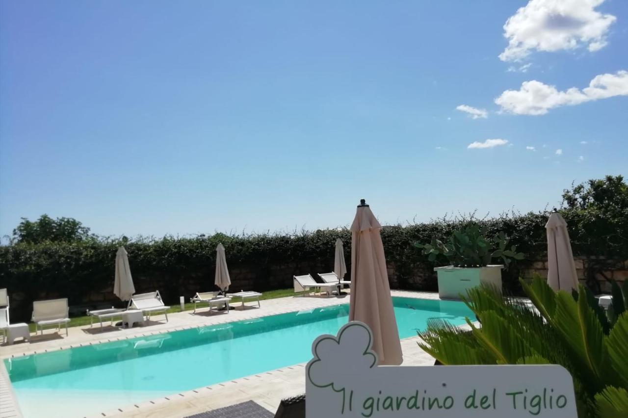 Il Giardino Del Tiglio Bed & Breakfast Uggiano La Chiesa Luaran gambar