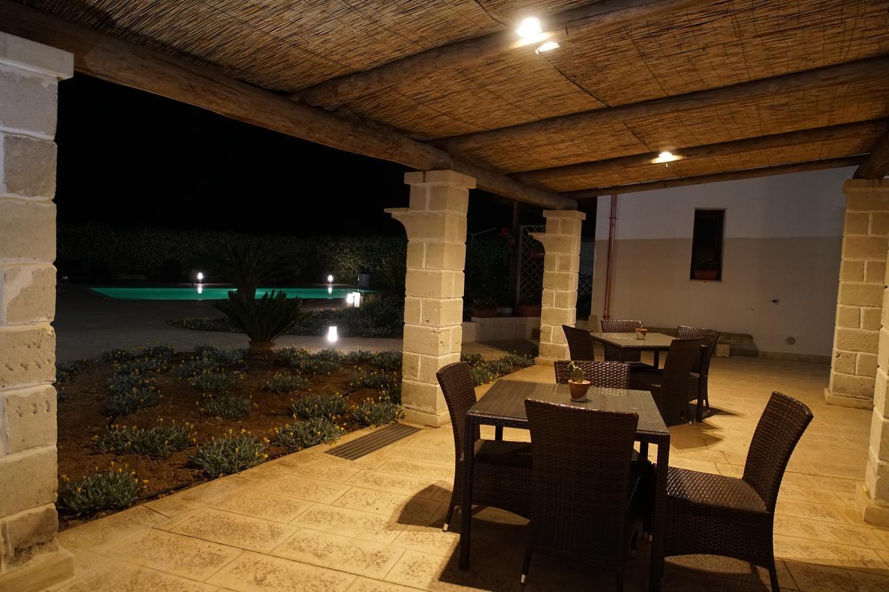 Il Giardino Del Tiglio Bed & Breakfast Uggiano La Chiesa Luaran gambar