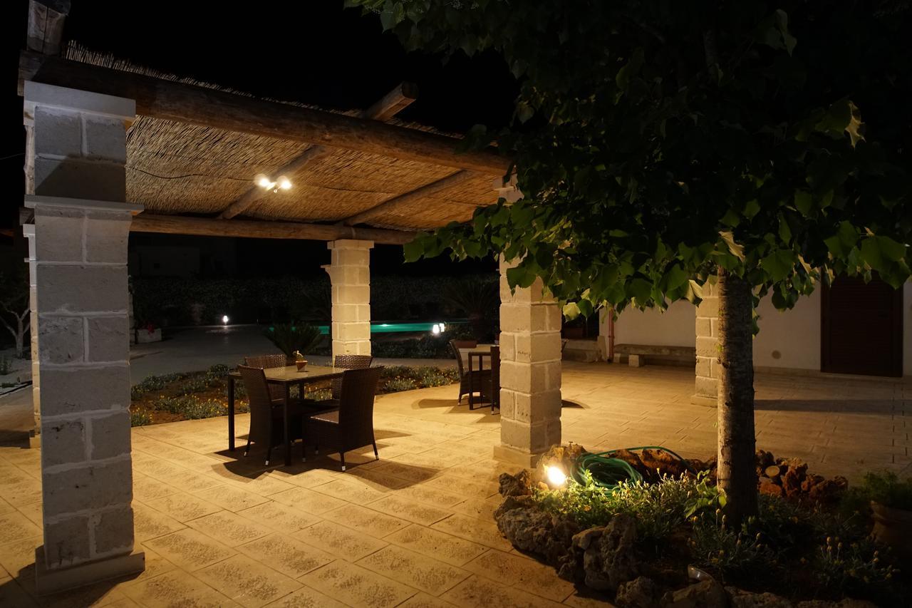 Il Giardino Del Tiglio Bed & Breakfast Uggiano La Chiesa Luaran gambar