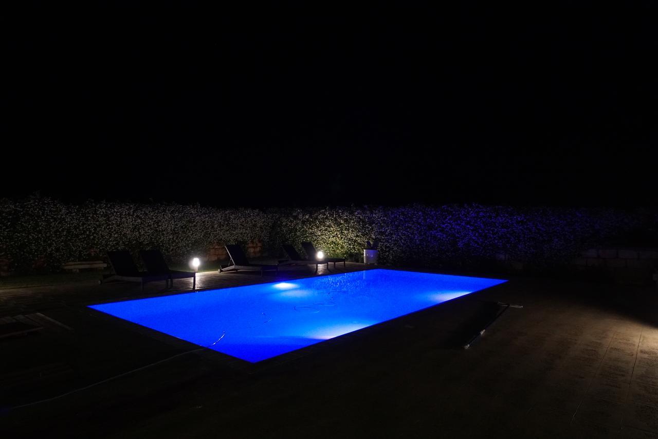 Il Giardino Del Tiglio Bed & Breakfast Uggiano La Chiesa Luaran gambar